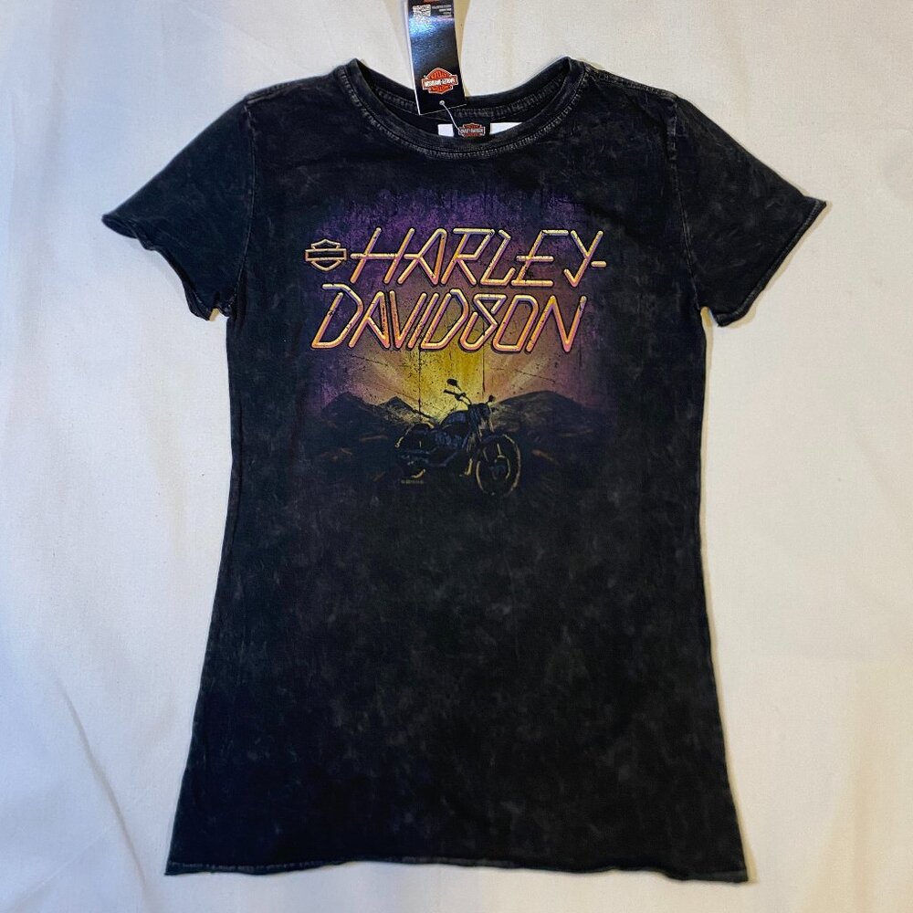 Harley-Davidson Women’s T-Shirt NWT Retro Neon Sunset Motorcycle Graphic Sz SM